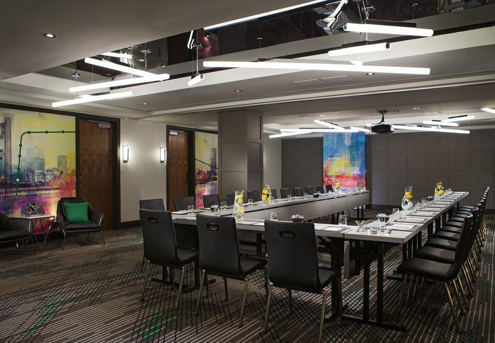 Renaissance Downtown Hotel