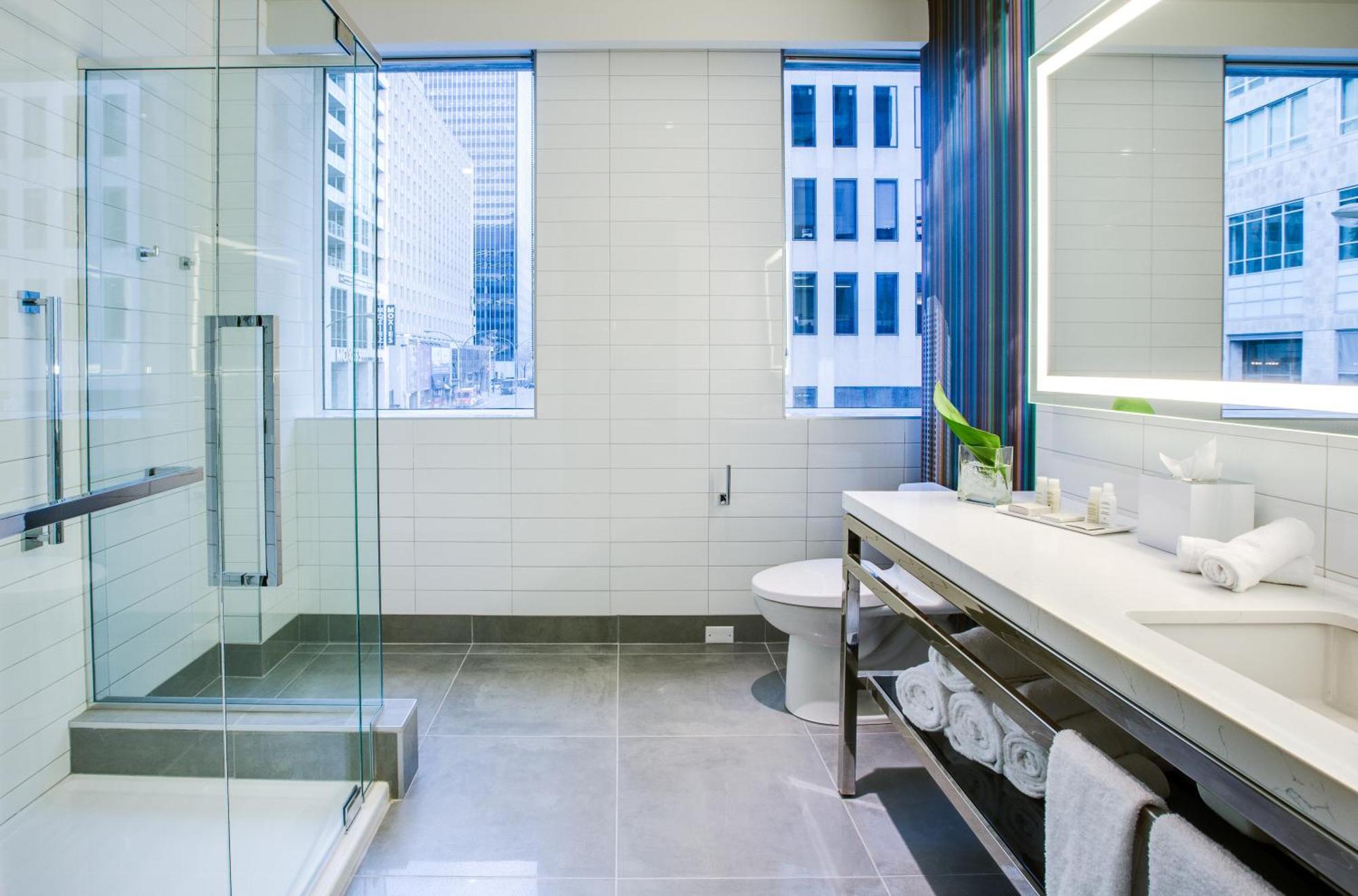 Hotel Renaissance Downtown 4*